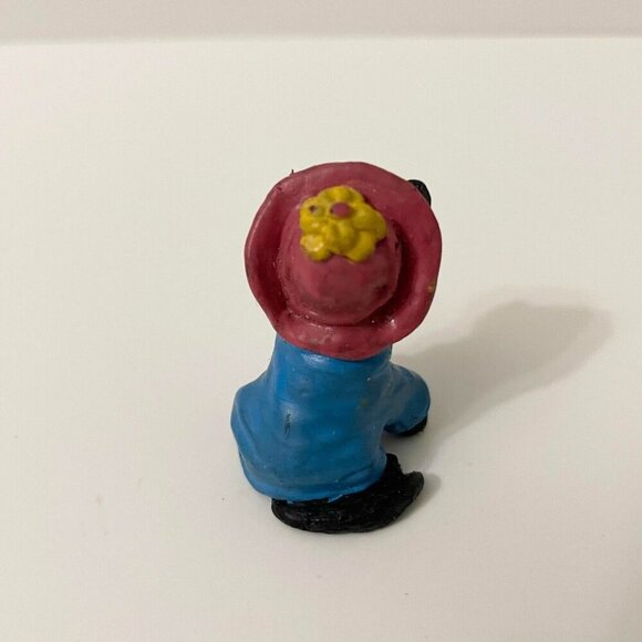 Vintage 1998 Topps Cat Plastic Figure Toy Pearls Sun Hat Kitty 1.5 Inch Tall - Picture 7 of 15